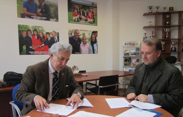 Firma Alfredo Alvarez, Turismo y Golf en el Principado